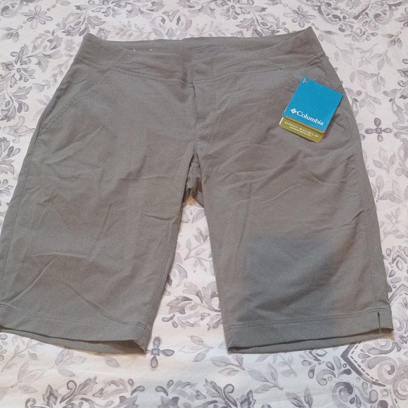 Columbia Women's Climber Canyon Shorts NWT - Picture 1 of 15